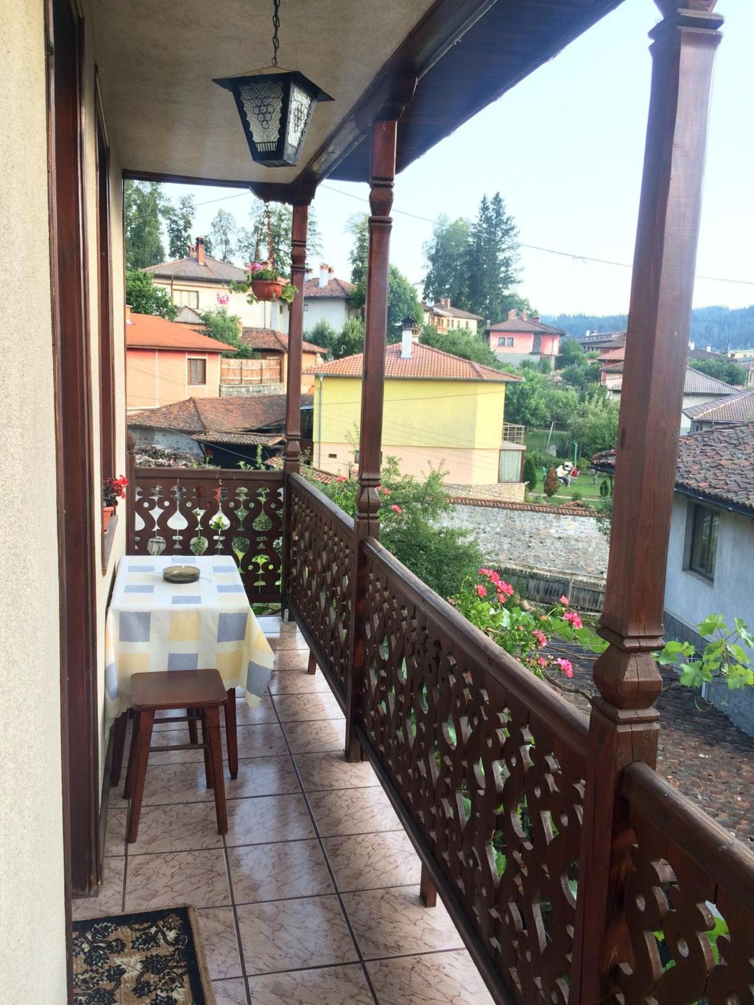 Guest Rooms Dona Koprivshtitsa Luaran gambar
