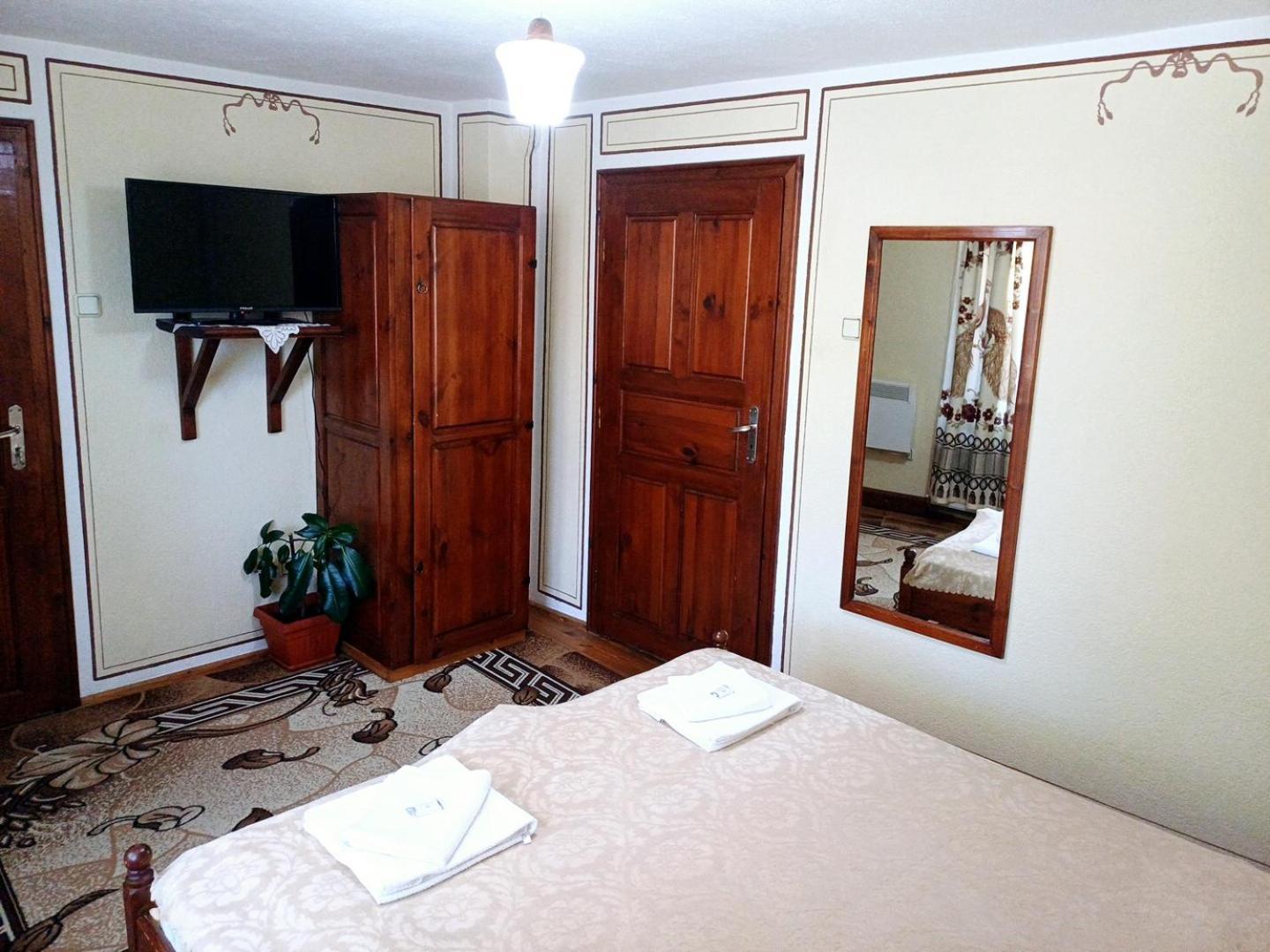 Guest Rooms Dona Koprivshtitsa Luaran gambar