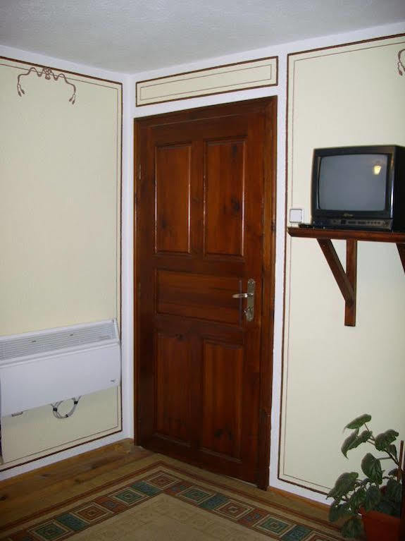 Guest Rooms Dona Koprivshtitsa Luaran gambar